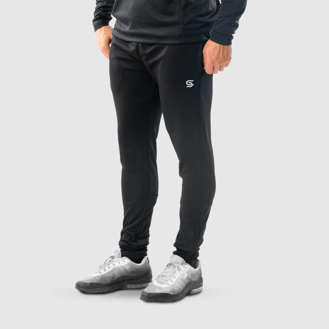 Slim Fit Tapered Pants – Men’s Gym & Training Pants
