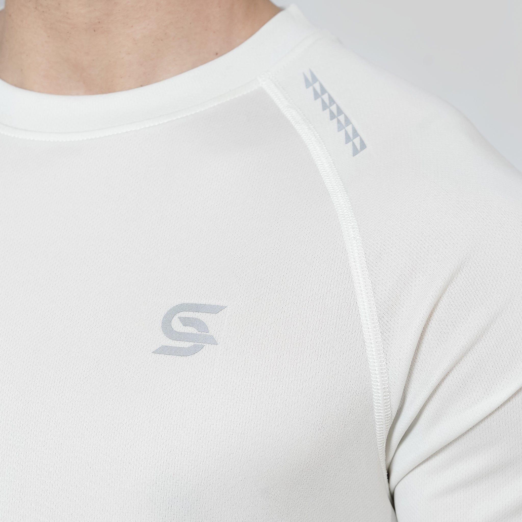 lightweight t shirts mens